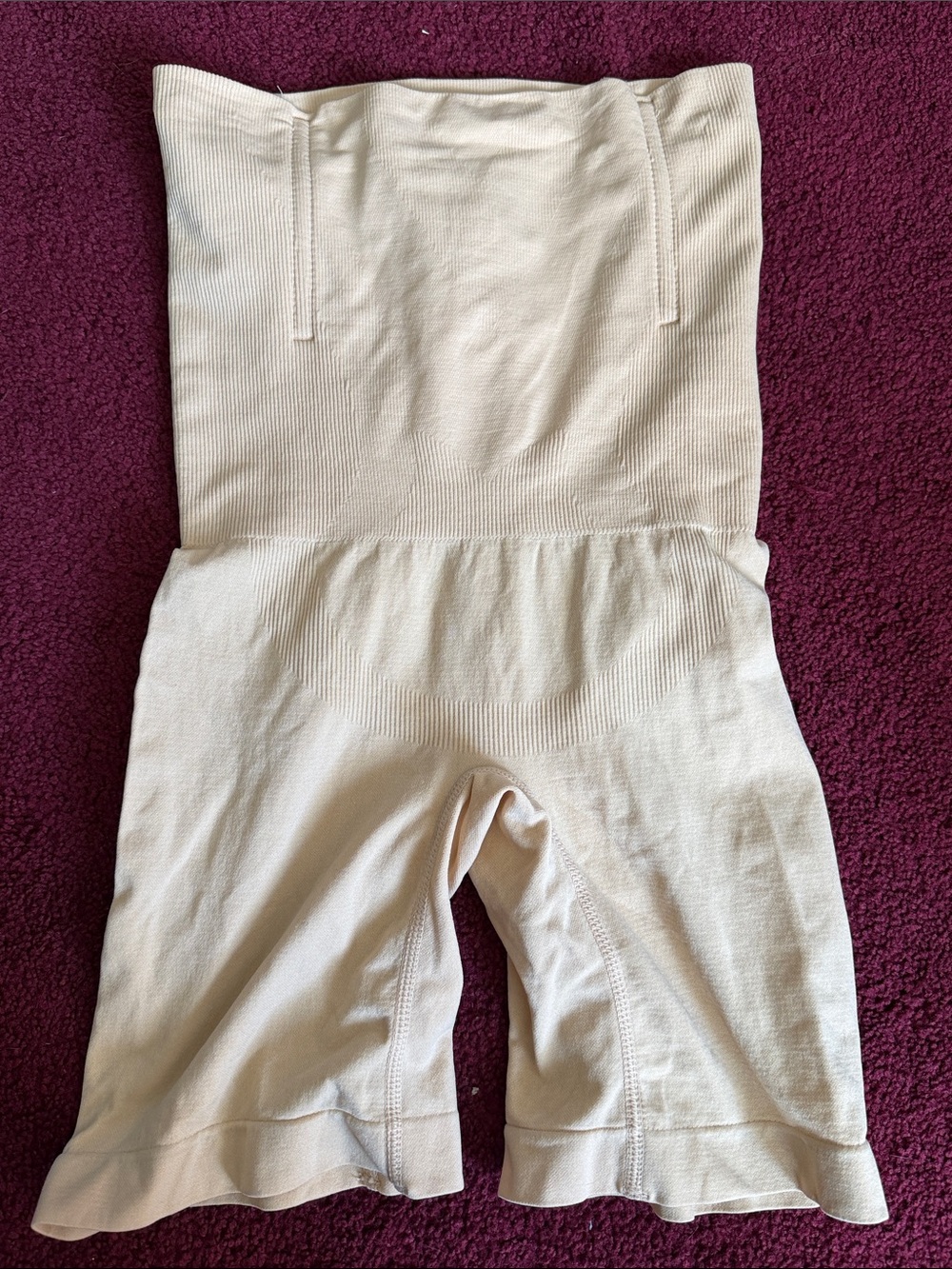 Seamless High-Waist Shaping Shorts with boning— beige sz M/L